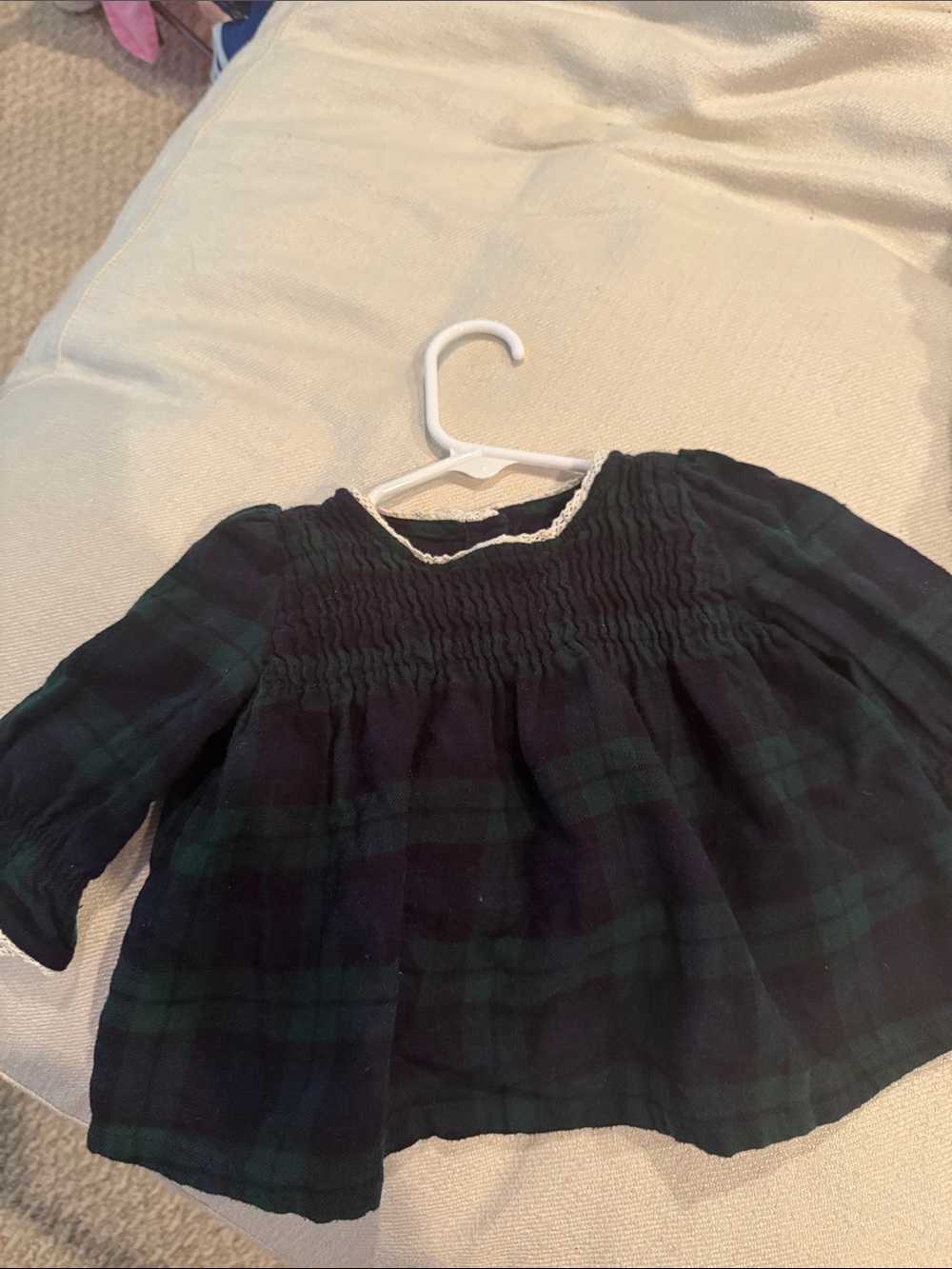 Girls' Plaid Smocked Long-Sleeve Top - Black & Green